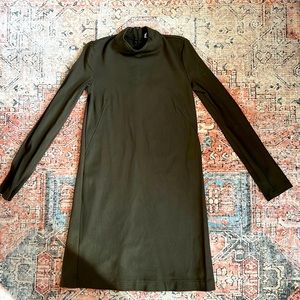 Zara long-sleeved dress size Small
